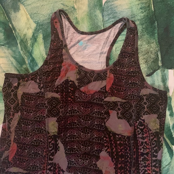 Bloom Tank - Picture 2 of 11